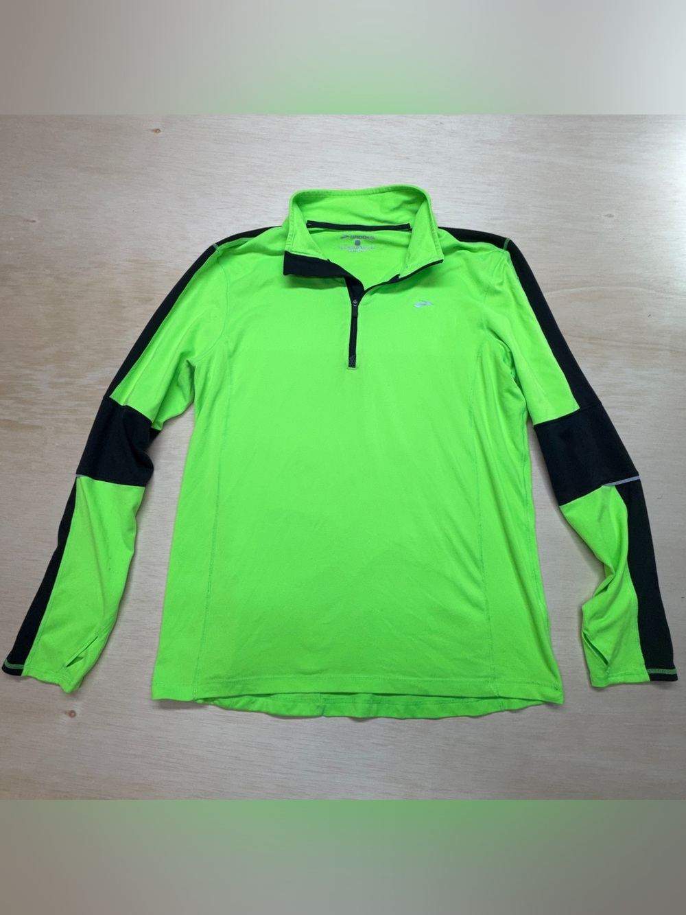Brooks Equilibrium Technology Men's 1/4 Zip Running Pullover - Size Medium
